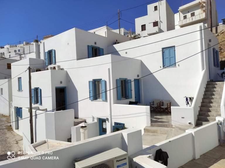 Anemoessa Studios Serifos Town Exteriér fotografie