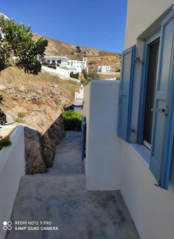 Anemoessa Studios Serifos Town Exteriér fotografie